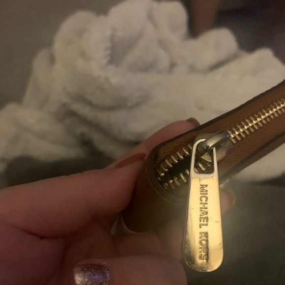 Michael Kors wallet - Picture 3 of 5